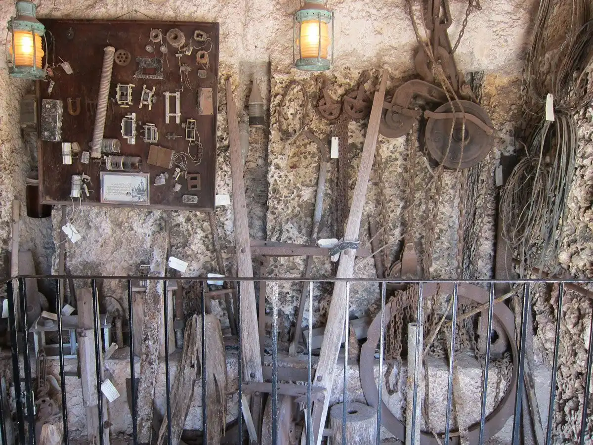 Coral Castle, Edward Leedskalnin, egyiptomi piramisok, építészet, Florida, kőműves, korallkastély, rejtély, történelem, usa